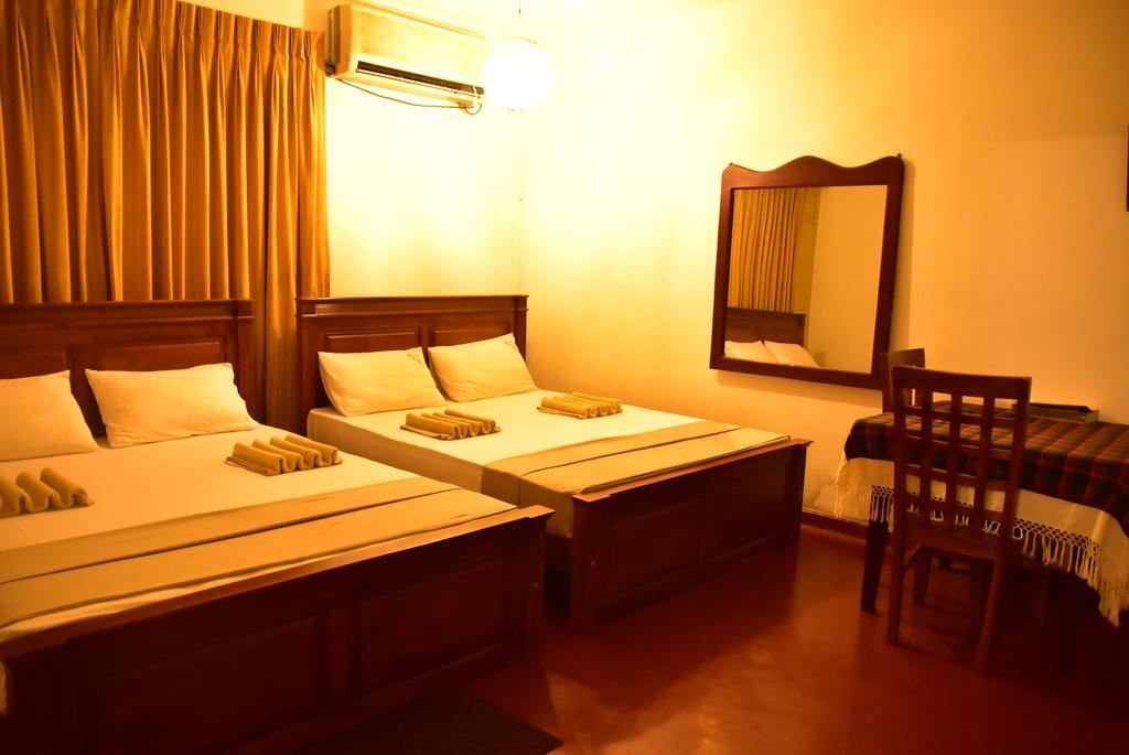 Yoho Mount Waves Colombo Exterior photo